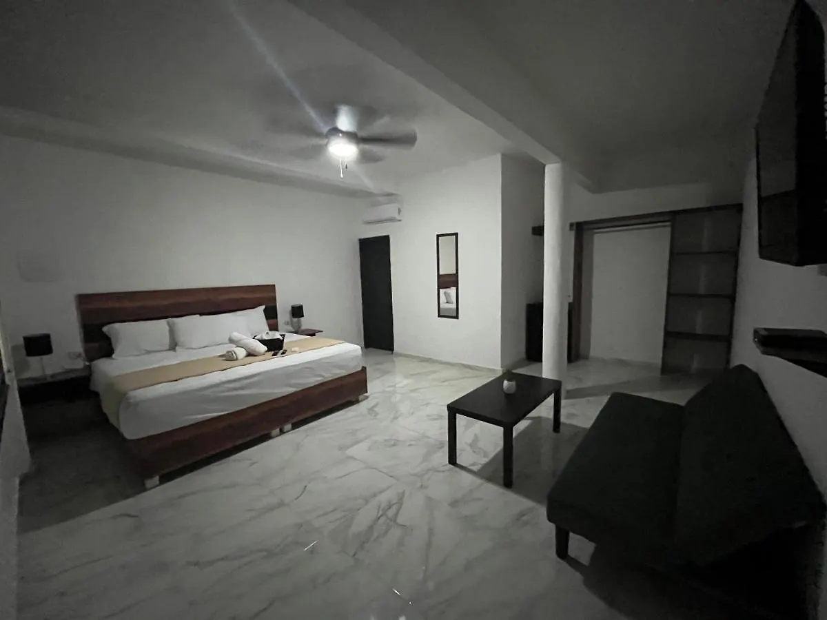 Balam Playa - 15Th Ave Otel Playa del Carmen