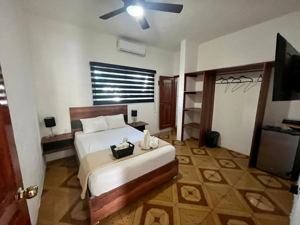 Balam Playa - 15Th Ave Otel Playa del Carmen